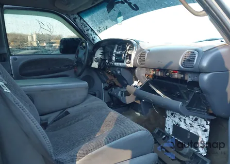 2002 Dodge Ram 2500 St из США, поврежденный, VIN 3B7KF23Z22M280341